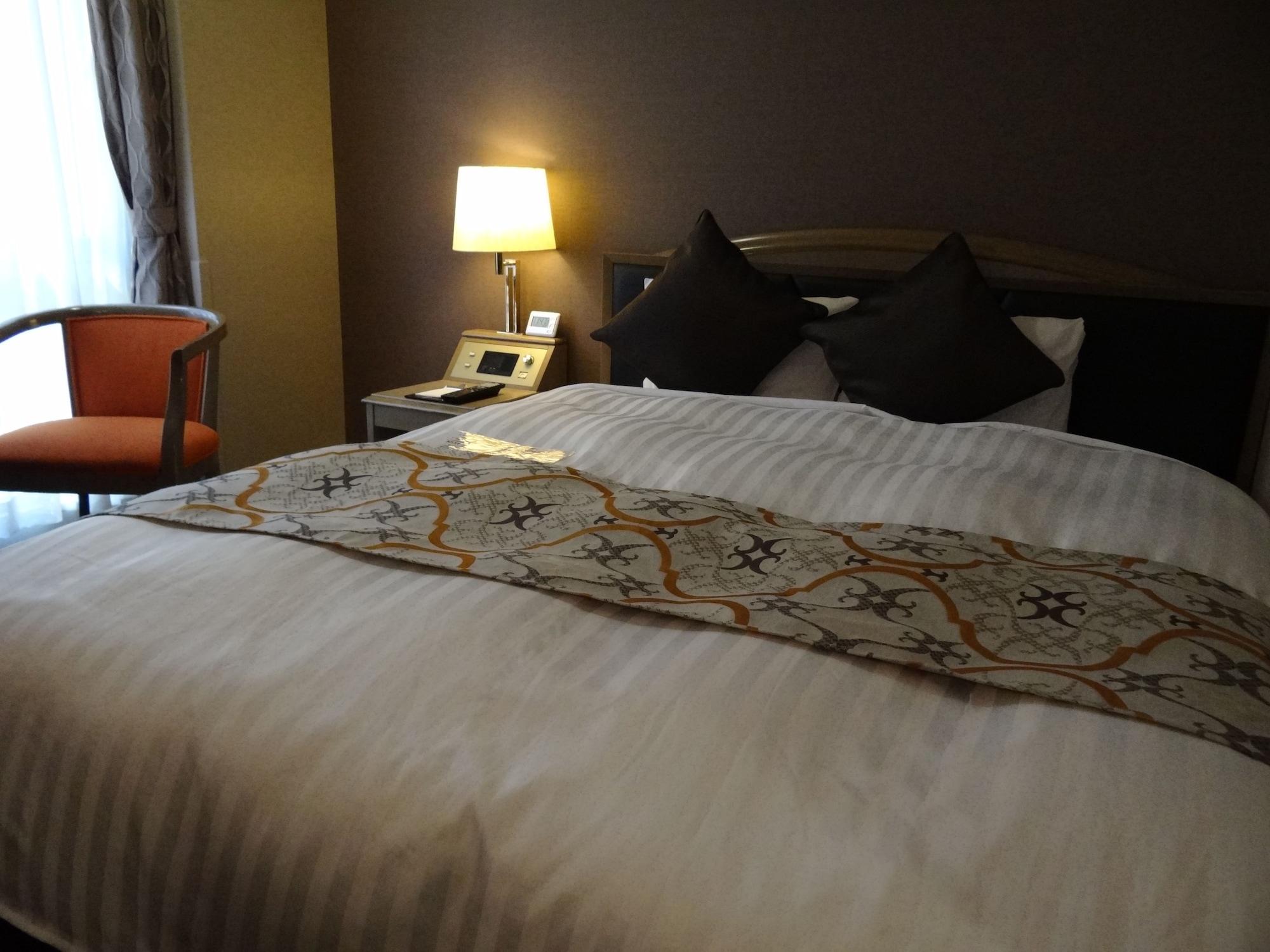 מטסויאמה Hotel Patio Dogo מראה חיצוני תמונה