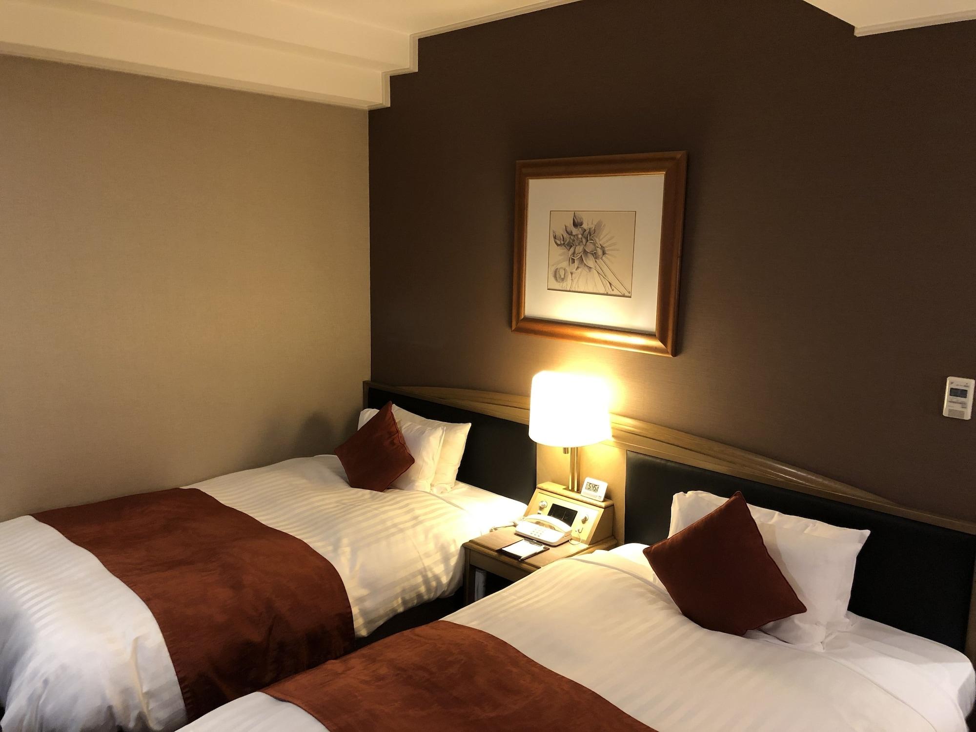 מטסויאמה Hotel Patio Dogo מראה חיצוני תמונה